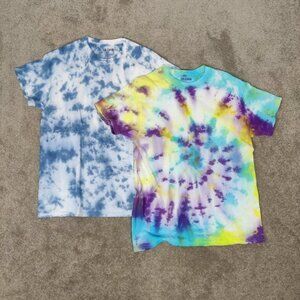 Gildan Men's Tee 2 Pcs Size M Tie Dye T-Shirt Blue White Cotton Summer Leisure